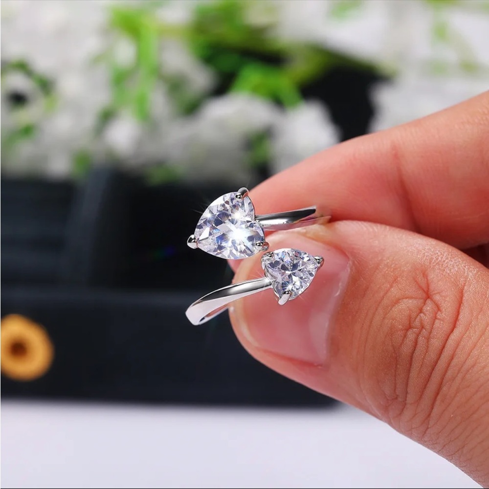 New Women’s 925 Silver Romantic Hearts Diamond Adjustable Ring